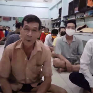 Vietnamese fishermen in Indonesia pray for help: „Help us reunite with our wives and children!“