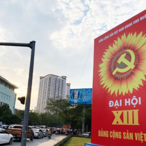 Vietnamese Facebookers manage to avoid violating „top secret“ rule on about communist leaders