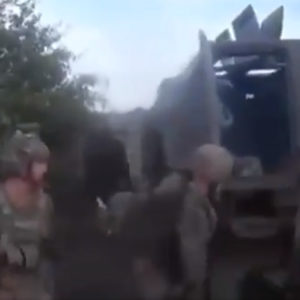 Hàng ngàn lính Nga chạy trốn khỏi Kherson sau cảnh báo “rút lui hoặc chết“