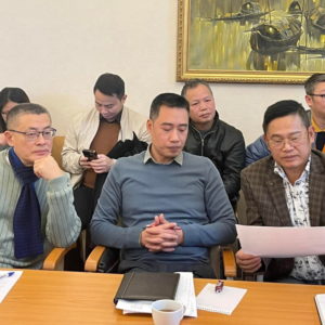 Sứ quán Việt Nam tại Đức tổ chức Tết cộng đồng: „Treo đầu dê bán thịt chó“?