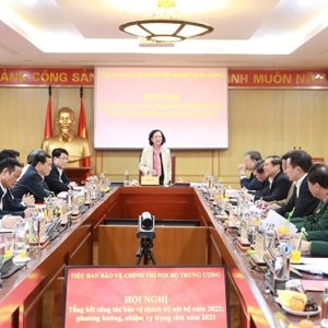 Strange but true story, Vietnamese communist chief raises group of „assassinants“ who specialize in tracking down „traitors“?