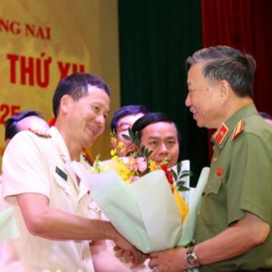 Police Chief To Lam’s „gunless“ coup nearly completes?