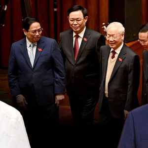 Tướng Tô quyết tâm đốn tiếp trụ thứ 3, đẩy Thủ Chính vào thế phải „đấu tranh sinh tồn”?