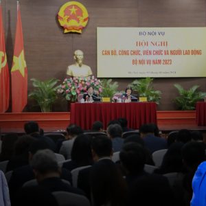 Tô Tổng Tịch nhận lương bao nhiêu?