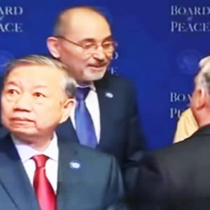 Сценарий «власть по наследству»: когда обещание бороться с коррупцией становится щитом власти